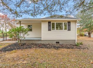 2372 Mynatt Rd, Knoxville, TN 37918