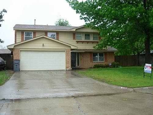 1st image of 4113 NW Currell Dr