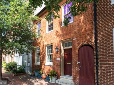 525 S Sharp St, Baltimore, MD, 21201