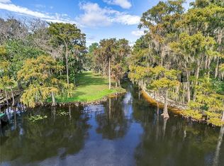 912 Millshore Dr, Chuluota, FL 32766