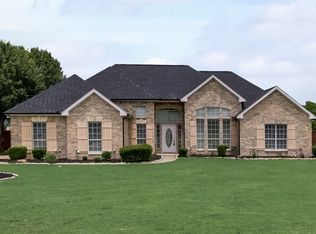 8932 Cleaver Ln, Terrell, TX 75160