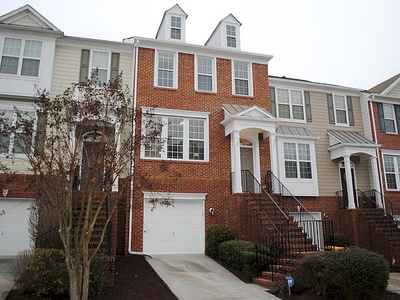 2nd image of 234 Balaban Cir #234