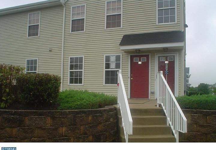 1st image of 57 Manor Dr