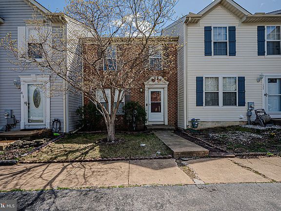3rd image of 139 Lauren Pl