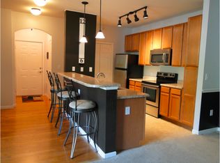 27 Kassebaum Ln APT 206, Saint Louis, MO 63129