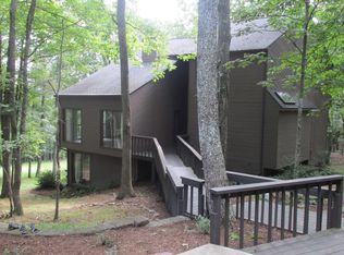 927 Ballard Ct, Blacksburg, VA 24060