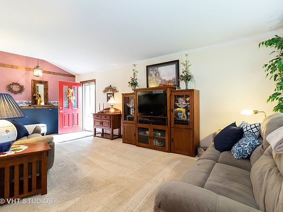 2nd image of 15629 Latrobe Ave
