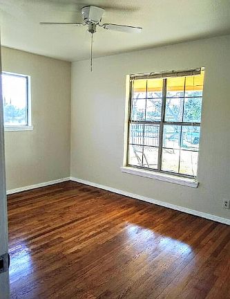 5th image of 1014 NW 38th St