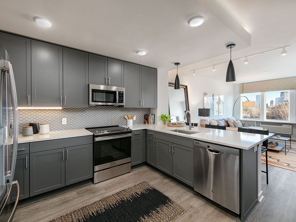 1st image of 39 New York Ave #3497152