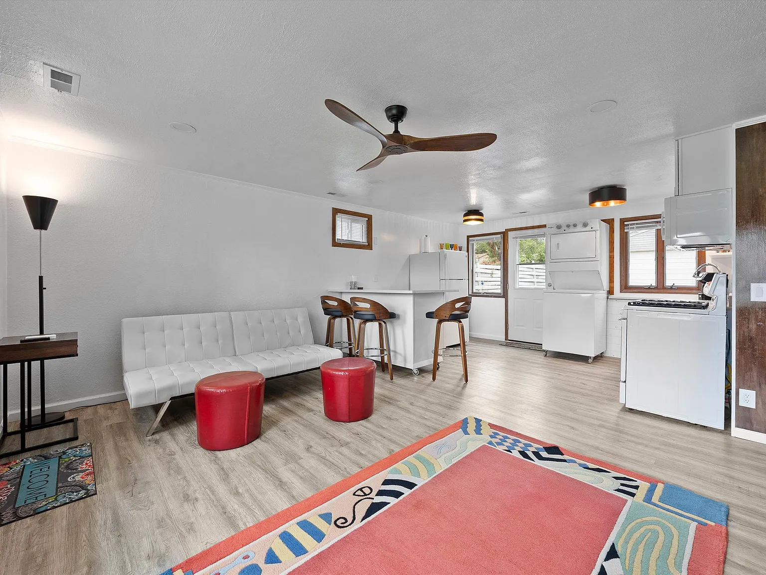 2 bed, 706 sqft, $2,000 — Photo 4