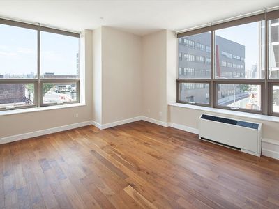 2-17 51st Ave #204, Long Island City, NY, 11101