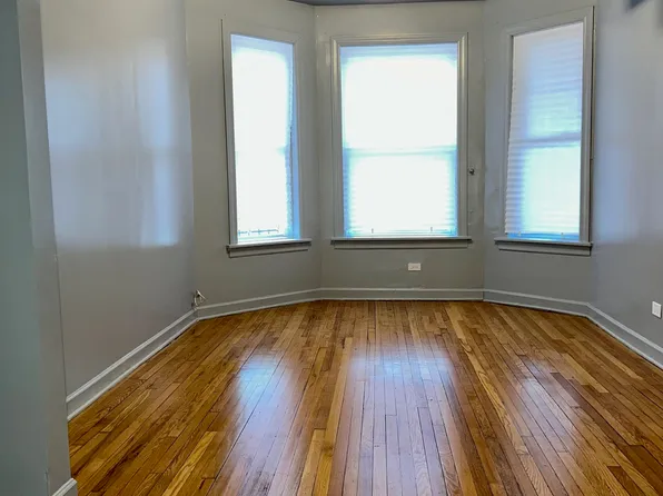 3039 W Lexington St #1, Chicago, IL 60612