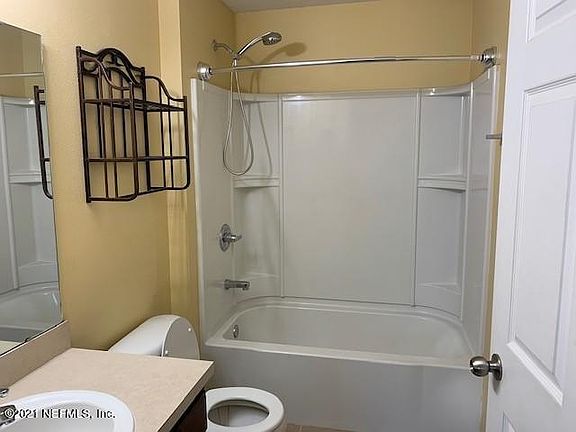 4th image of 6916 Ortega Woods Dr Unit 9-15