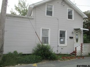 64 1st St, Castleton, NY 12033