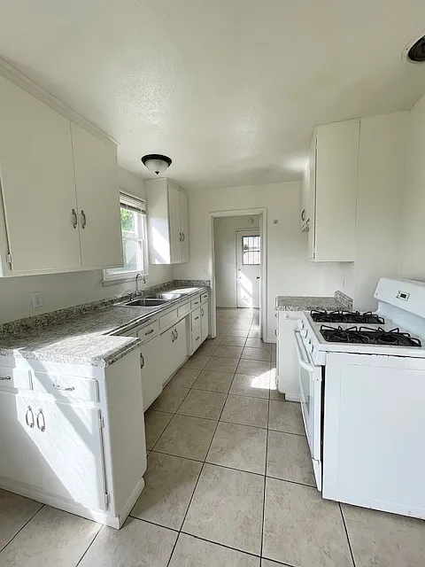 24446 - 24466 Myers Ave - 24450 Myers Avenue — Photo 4