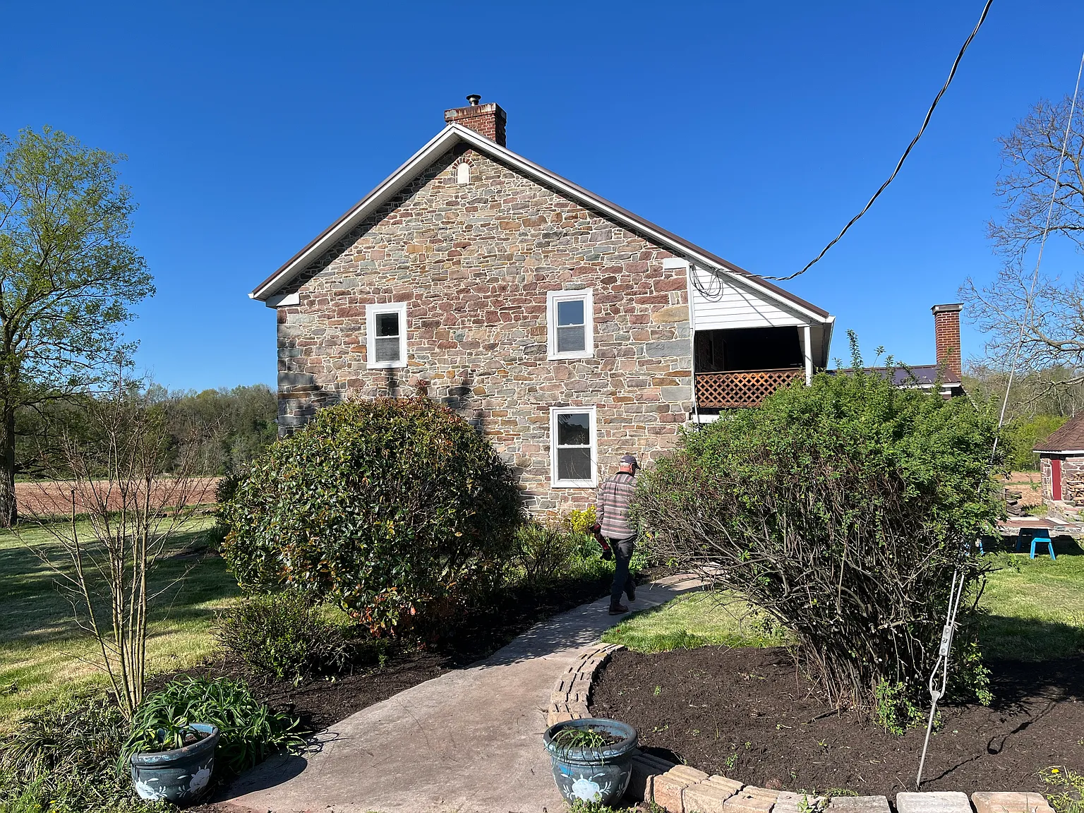 3 bed, 2448 sqft, $1,800 — Photo 3