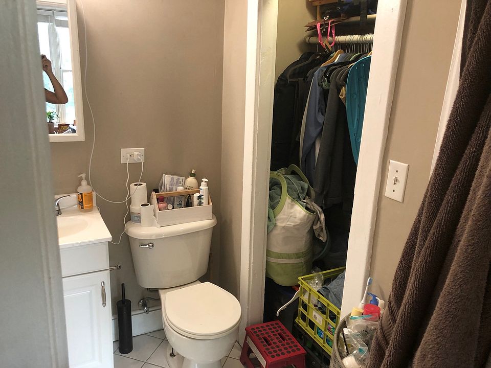 1st image of 4450 N Ashland Ave #301