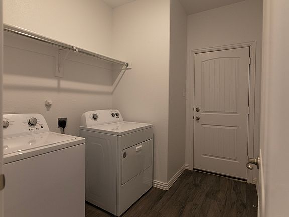 5th image of 629 Spring Rain Rd