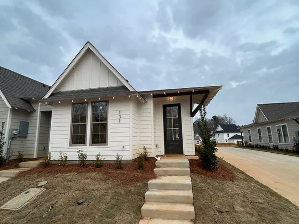 131 Summer St, Opelika, AL 36804