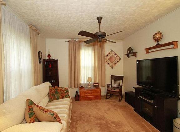 5th image of 1401 Olive St