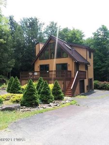 45 Honey Bear Rd, Lake Ariel, PA, 18436