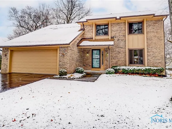 2304 Chriswood Rd, Toledo, OH 43617