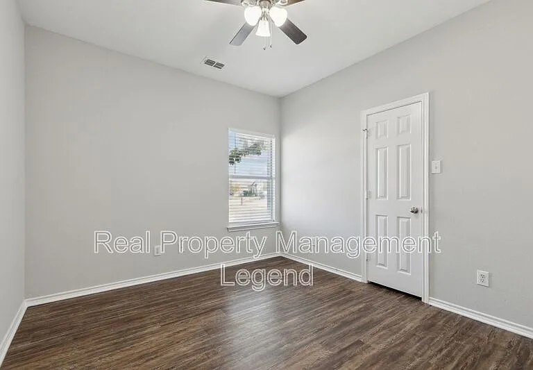 5100 Brookside Dr — Photo 13