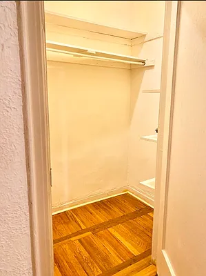 Rented by EastMount Realty LLC | media 14