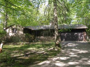 6736 S Steel Rd, Saint Charles, MI 48655