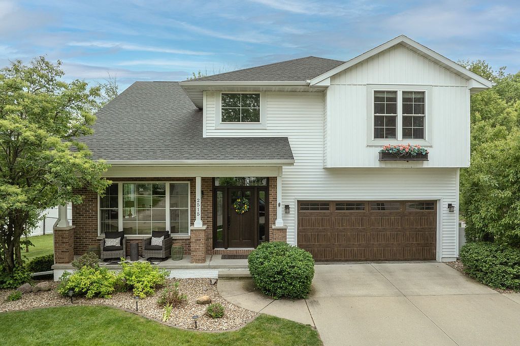 2515 Wolf Creek Trl - Property Image