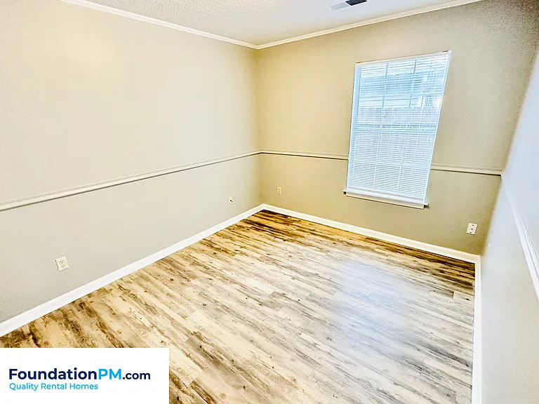 2663 Bay Pointe Cir W — Photo 11