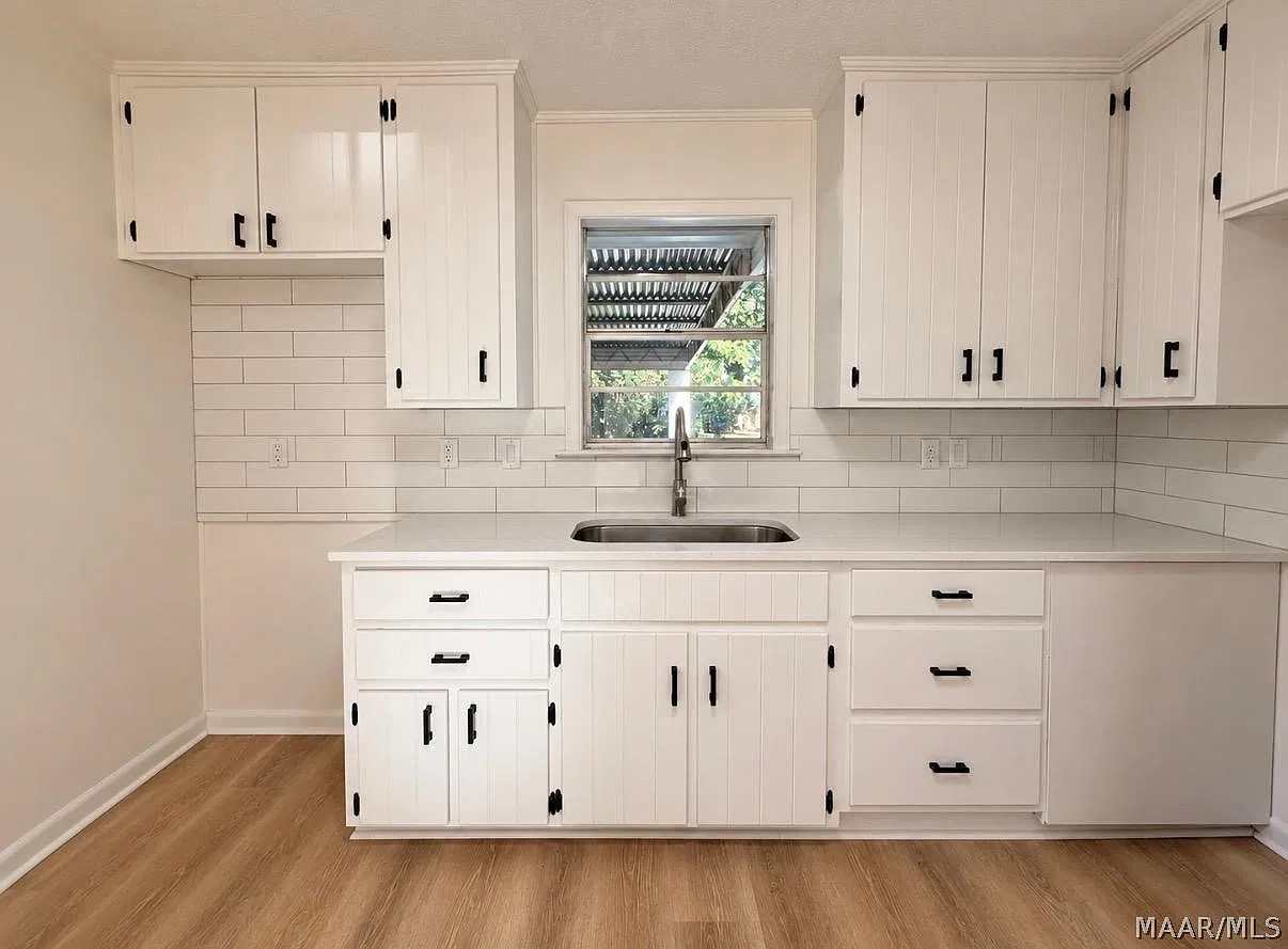 3 bed, 2.0 bath, 1204 sqft, $1,675 — Photo 4