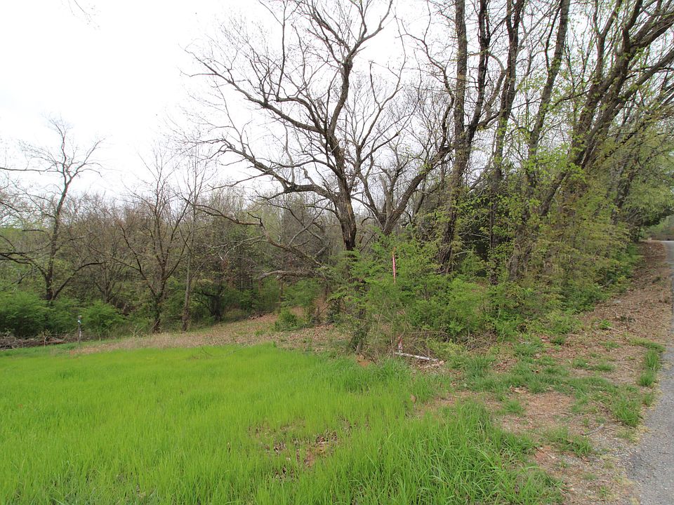 1st image of 2542 Folkner Rd