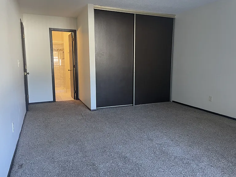 Pinecrest Apartments — Photo 3