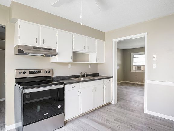 2nd image of 1114 S Stockport Dr #2