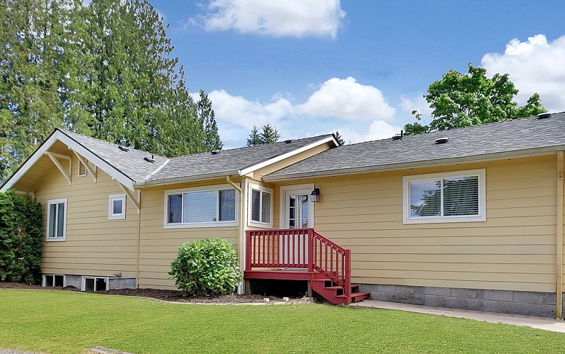 1st image of 14026 80th St E