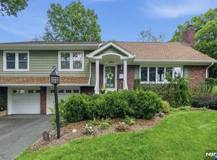 297 Gramercy Place, Glen Rock, NJ 07452