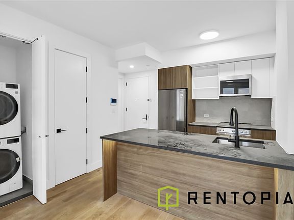 3rd image of 209 N 11th St #3A