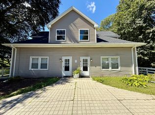 190 Institute Rd APT 4, Worcester, MA 01602