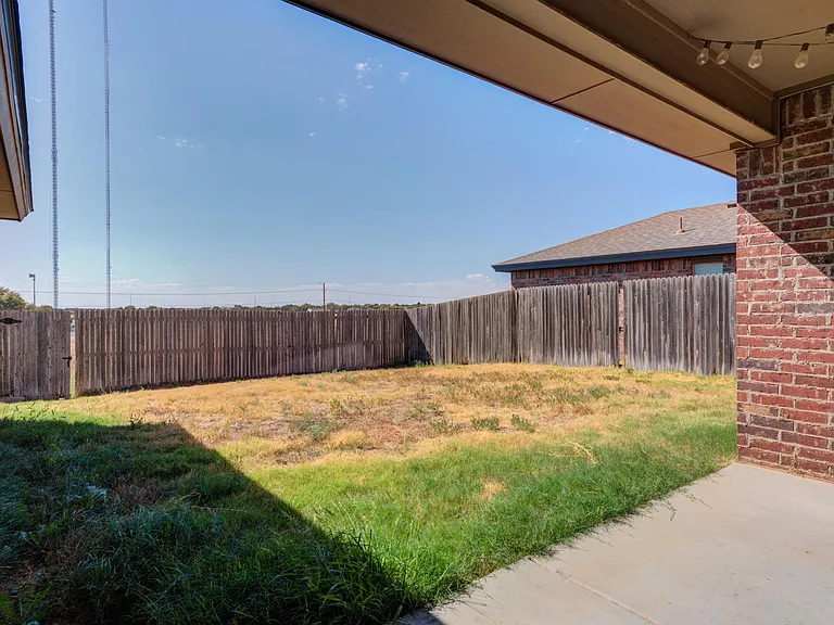 10016 Avenue X — Photo 26