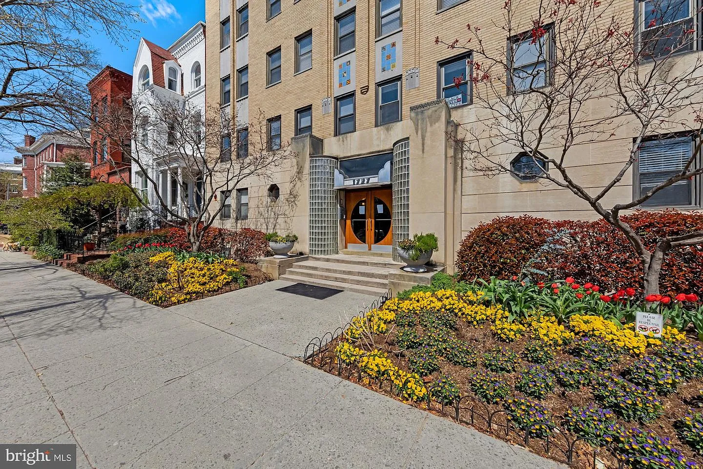 1727 R St NW APT Ll2 photo 1