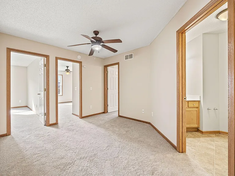 Upper Level Loft area without furniture