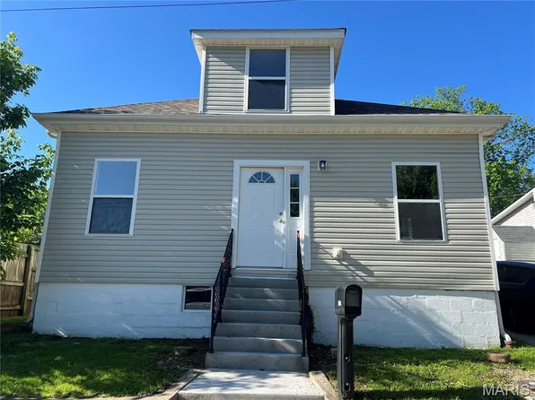 506 S 4th St, Festus, MO 63028