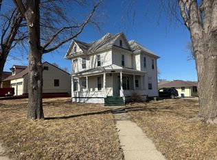 1102 3rd Ave, Alton, IA 51003