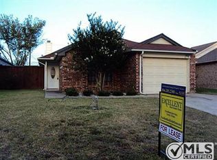 2710 Game Lake Dr, Irving, TX 75060