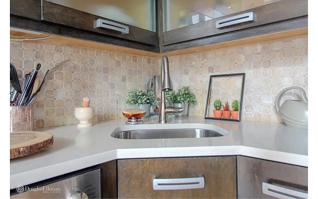 Rented by Douglas Elliman | media 30