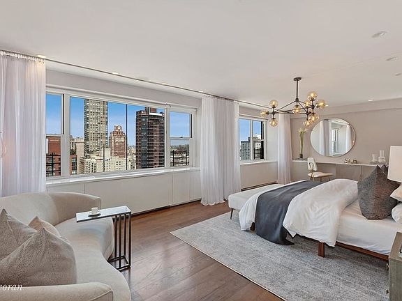 4th image of 340 E 64th Street Phbc