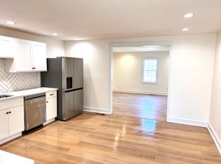 61 E Dorsey Ln, Poughkeepsie, NY 12601