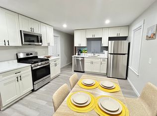 16 Lewis Ave #1, Norwood, MA 02062