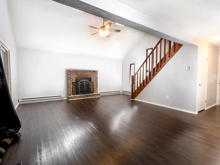 7694 Fawn Ln — Photo 4